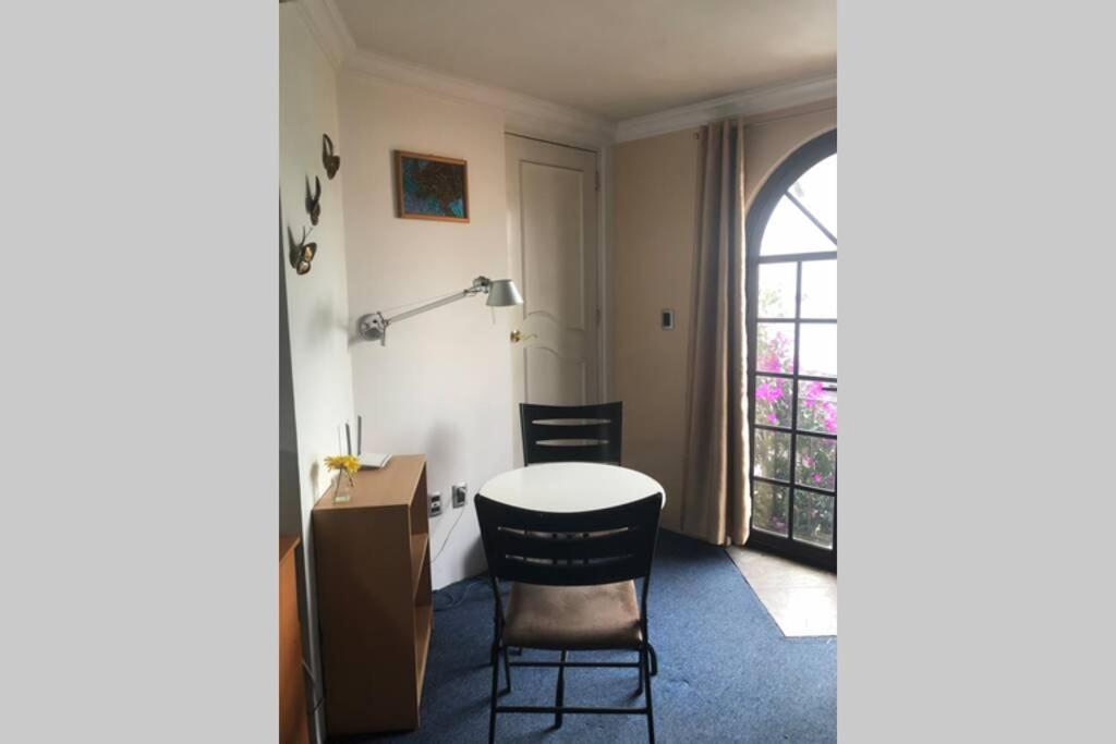 Amplia Habitación tipo Ejecutiva con baño y acceso privados Toluca Exterior foto