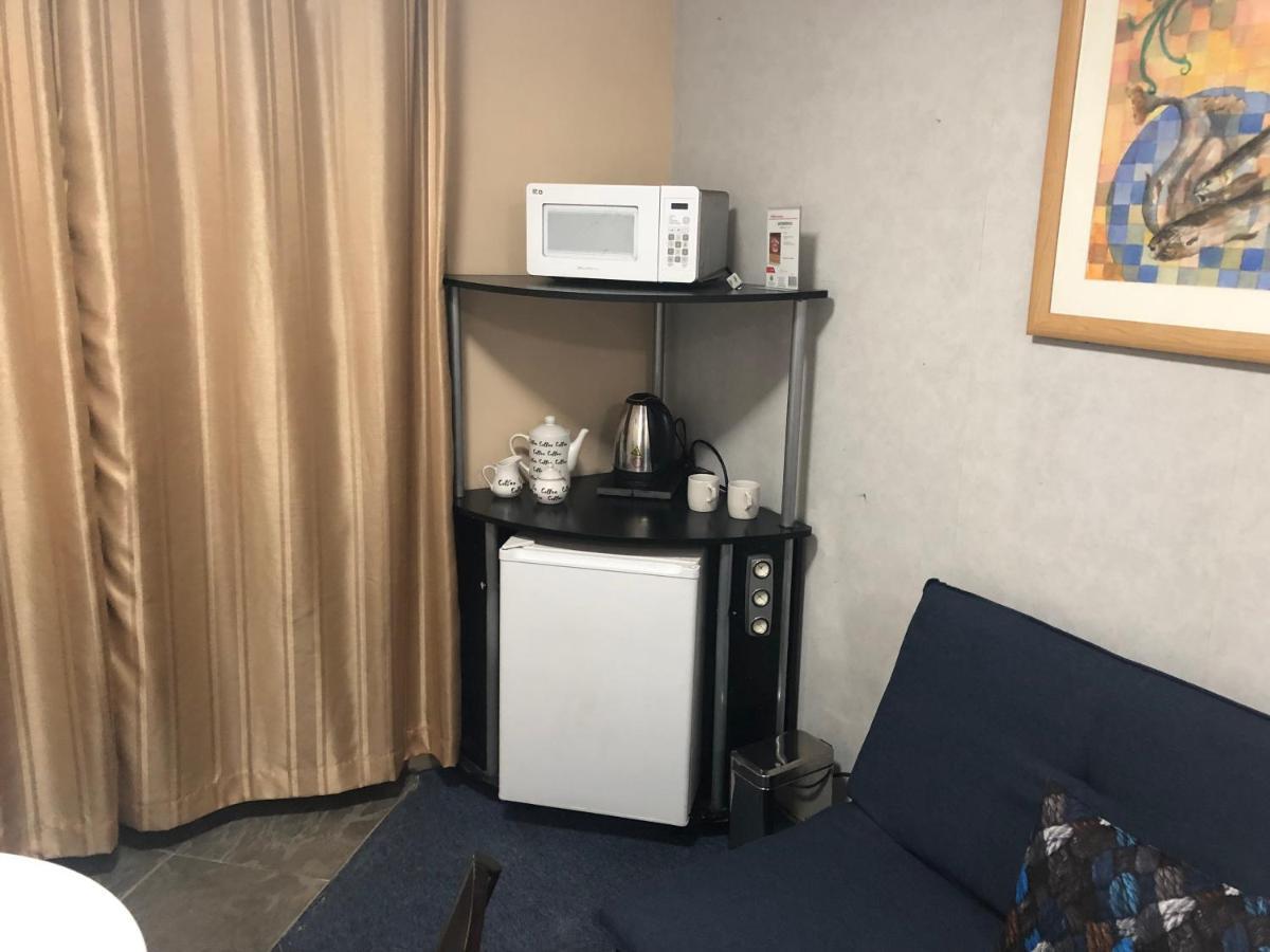 Amplia Habitación tipo Ejecutiva con baño y acceso privados Toluca Exterior foto
