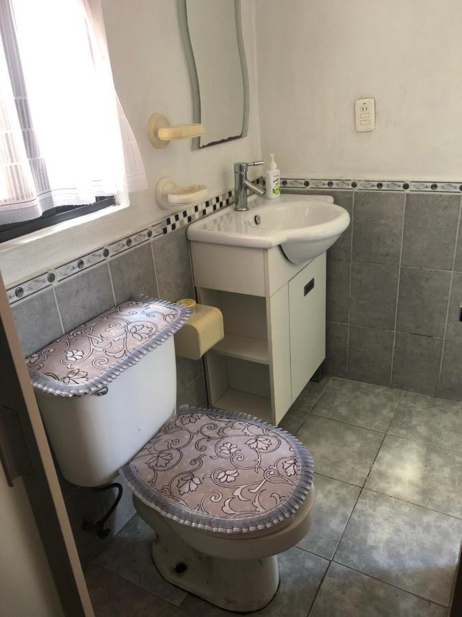Amplia Habitación tipo Ejecutiva con baño y acceso privados Toluca Exterior foto